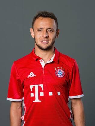 FUSSBALL 1. BUNDESLIGA SAISON 2016 2017 10.08.2016 Fototermin beim FC Bayern Muenchen: Rafinha