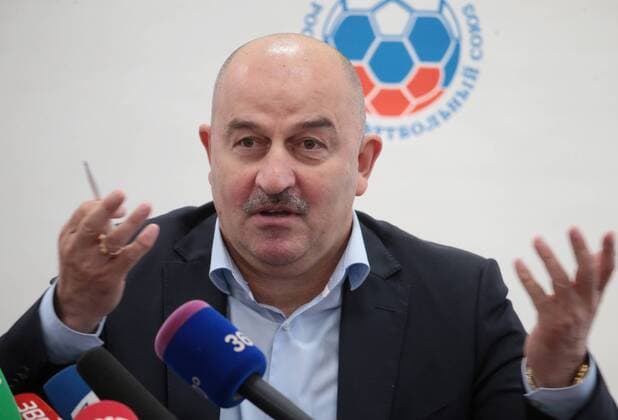 MOSCOW, RUSSIA â€“ AUGUST 11, 2016: Stanislav Cherchesov, newly appointed head coach of the Russian men s national football team, speaks at a news conference following a meeting of the Executive Committee of the Russian Football Union. Mikhail Metzel TASS  TS02CA93