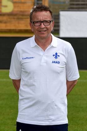 11.08.2016, xfux, Fussball GER 1.Bundesliga, SV Darmstadt 98 Fototermin, 1.BL PortraÌˆttermin Saison 2016 2017 emspor emonline deloka, Trainer Norbert Meier (SV Darmstadt 98) Darmstadt