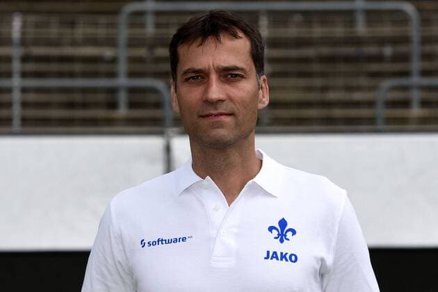 11.08.2016, xfux, Fussball GER 1.Bundesliga, SV Darmstadt 98 Fototermin, 1.BL PortraÌˆttermin Saison 2016 2017 emspor emonline deloka, Konditionstrainer Kai Peter Schmitz (SV Darmstadt 98) Darmstadt