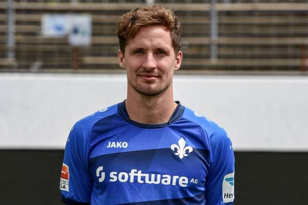 11.08.2016, xfux, Fussball GER 1.Bundesliga, SV Darmstadt 98 Fototermin, 1.BL PortraÌˆttermin Saison 2016 2017 emspor emonline deloka, Sandro Sirigu (SV Darmstadt 98) Darmstadt