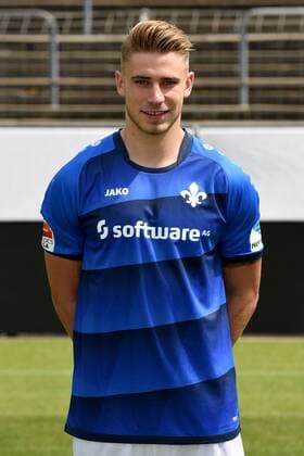 11.08.2016, xfux, Fussball GER 1.Bundesliga, SV Darmstadt 98 Fototermin, 1.BL PortraÌˆttermin Saison 2016 2017 emspor emonline deloka, Felix Platte (SV Darmstadt 98) Darmstadt