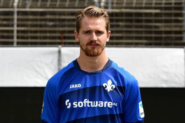 11.08.2016, xfux, Fussball GER 1.Bundesliga, SV Darmstadt 98 Fototermin, 1.BL PortraÌˆttermin Saison 2016 2017 emspor emonline deloka, Immanuel Hoehn (SV Darmstadt 98) Darmstadt