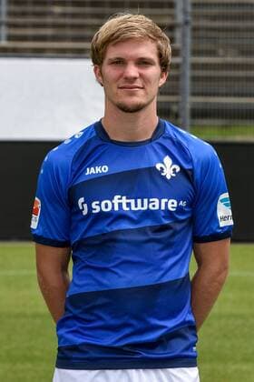 11.08.2016, xfux, Fussball GER 1.Bundesliga, SV Darmstadt 98 Fototermin, 1.BL PortraÌˆttermin Saison 2016 2017 emspor emonline deloka, Florian Jungwirth (SV Darmstadt 98) Darmstadt
