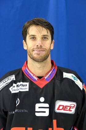 DEL, Fischtown Pinguins Bremerhaven Porträttermin GER, Portraits DEL 16 17 FISCHTOWN PINGUINS 05.08.2016, Eisarena, Bremerhaven, GER, Portraits DEL 16 17 FISCHTOWN PINGUINS, im Bild Brock HOOTON (FISCHTOWN PINGUINS 16) Foto © nordphoto Scheer Local Caption nordphotox xScheer