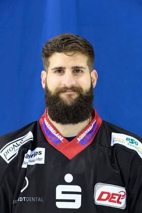 DEL, Fischtown Pinguins Bremerhaven Porträttermin GER, Portraits DEL 16 17 FISCHTOWN PINGUINS 05.08.2016, Eisarena, Bremerhaven, GER, Portraits DEL 16 17 FISCHTOWN PINGUINS, im Bild Cody LAMPL (FISCHTOWN PINGUINS 32) nordphotox xScheer
