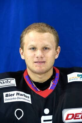 DEL, Fischtown Pinguins Bremerhaven Porträttermin GER, Portraits DEL 16 17 FISCHTOWN PINGUINS 05.08.2016, Eisarena, Bremerhaven, GER, Portraits DEL 16 17 FISCHTOWN PINGUINS, im Bild Josef LALA (FISCHTOWN PINGUINS 33) nordphotox xScheer