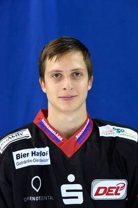 DEL, Fischtown Pinguins Bremerhaven Porträttermin GER, Portraits DEL 16 17 FISCHTOWN PINGUINS 05.08.2016, Eisarena, Bremerhaven, GER, Portraits DEL 16 17 FISCHTOWN PINGUINS, im Bild Marius STÖBER STOEBER (FISCHTOWN PINGUINS 13) nordphotox xScheer