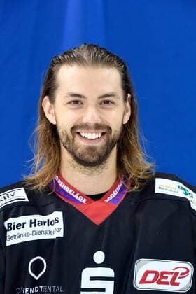 DEL, Fischtown Pinguins Bremerhaven Porträttermin GER, Portraits DEL 16 17 FISCHTOWN PINGUINS 05.08.2016, Eisarena, Bremerhaven, GER, Portraits DEL 16 17 FISCHTOWN PINGUINS, im Bild Rob BORDSON (FISCHTOWN PINGUINS 91) nordphotox xScheer