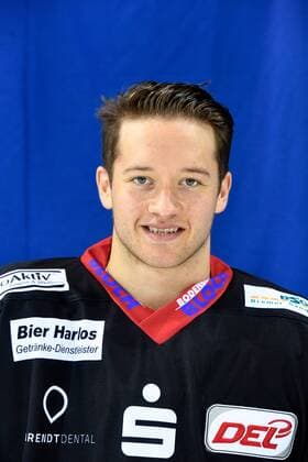 DEL, Fischtown Pinguins Bremerhaven Porträttermin GER, Portraits DEL 16 17 FISCHTOWN PINGUINS 05.08.2016, Eisarena, Bremerhaven, GER, Portraits DEL 16 17 FISCHTOWN PINGUINS, im Bild Tobias KIRCHER (FISCHTOWN PINGUINS 65) Foto © nordphoto Scheer Local Caption nordphotox xScheer