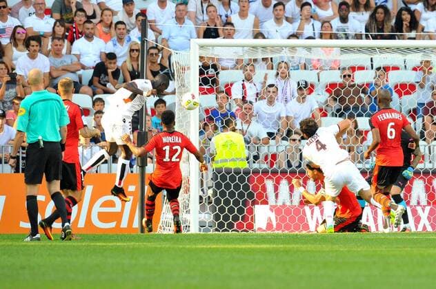 34 Malang SARR (nice) - Fussball Frankreich, Ligue 1, OGC Nice vs. Stade Rennes - 1 08 2016 FEP Panoramic 