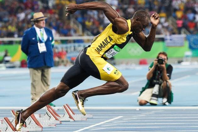 (160814) -- RIO DE JANEIRO, Aug. 14, 2016 -- Usain Bolt of Jamaica prepares prior to the final of men s 100m at the 2016 Rio Olympic Games Olympische Spiele Olympia OS in Rio de Janeiro, Brazil, on Aug. 14, 2016. Usain Bolt won the gold medal with 9.81. )(dh) (SP)BRAZIL-RIO DE JANEIRO-OLYMPICS-MEN S 100M ZhengxHuansong 