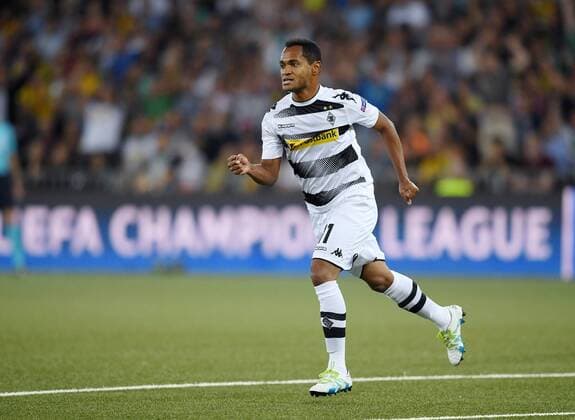 Fussball Champions League Qualifikation Saison 2016 2017 16.08.2016 BSC Young Boys Bern - Borussia Moenchengladbach JUBEL Borussia Moenchengladbach; Torschuetze zum 0-1 Raffael 