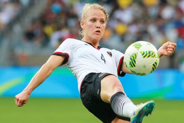 Rio 2016, Fußball, Damen, Deutschland - Kanada Olympics 2016 Football BH BELO HORIZONTE, MG - 16.08.2016: OLYMPICS 2016 FOOTBALL BH - Leonie Maier, Germany, during the match between Canada (CAN) vs Germany (GER), the semifinals of the Olympic Women& 39;s Football, the Olympics 2016 held in Mineirao Stadium in the host city Belo Horizonte, MG. (Photo: Dudu Macedo Fotoarena) x1185589x  DuduxMacedo