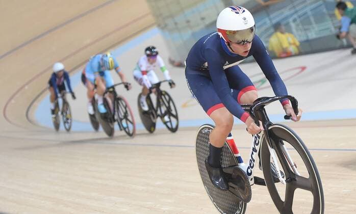 (160816) -- RIO DE JANEIRO, Aug. 16, 2016 -- Britain s Laura Trott (front) competes during the women s omnium competition of Cycling Track at the 2016 Rio Olympic Games Olympische Spiele Olympia OS in Rio de Janeiro, Brazil, on Aug. 16, 2016. Laura Trott won the gold medal. )(xr) (SP)BRAZIL-RIO DE JANEIRO-OLYMPICS-CYCLING TRACK WangxHaofei 