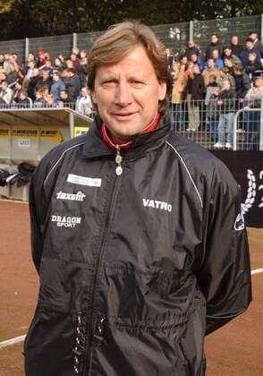 Trainer Ingo Peter ( SSV Jahn Regensburg ) 29.10.2003 in Velbert HM