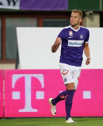 SOCCER - UEFA EL quali, A.Wien vs Rosenborg VIENNA,AUSTRIA,18.AUG.16 - SOCCER - UEFA Europa League, Play-off qualification, FK Austria Wien vs BK Rosenborg Trondheim. Image shows the rejoicing of Alexander Gruenwald (A.Wien). GEPAxpictures xPatrickxLeuk