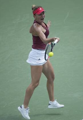 August 18, 2016: Simone Halep (ROU) defeated Daria Gavrilova (AUS) 6-1, 6-2, at the Western & Southern Open being played at Lindner Family Tennis Center in Mason, Ohio. Â© Tennisclix CSM TENNIS 2016: Western & Southern Open Aug. 16 - ZUMAc04_