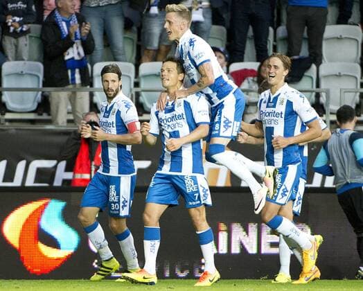 =====Payment Image===== Göteborg Sweden 2016-08-18 UEFA Europa League 2016 17 Playoff IFK Göteborg vs Qarabag FK Scott Jamieson IFK GöteborgMads Albeak IFK Göteborg 1-0 =====Payment Image===== Redovisas till:Kamerapress.se Vita Gavelns väg 10 426 71 Västra Frölunda Prislista: BLF, om ej annat avtalats KP0300003 