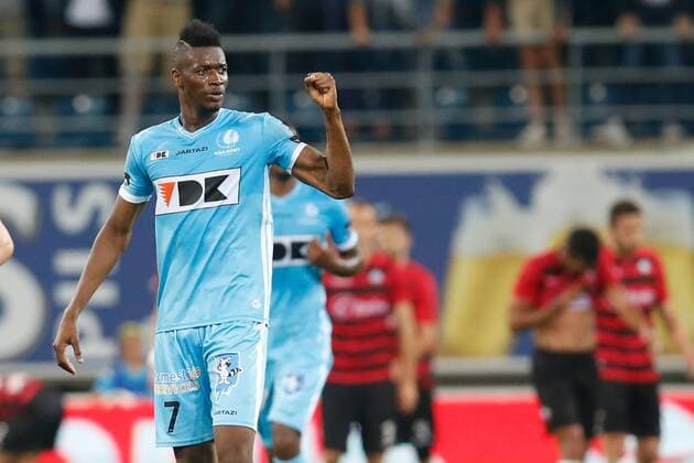 Gent s Kalika Coulibaly celebrates after scoring during the first leg match of the playoff round between Belgian first league soccer team KAA Gent and Macedonia s first league soccer team Shkendija in the Europa League competition, on Thursday 18 August 2016, in Gent. BRUNOxFAHY  x04914157x