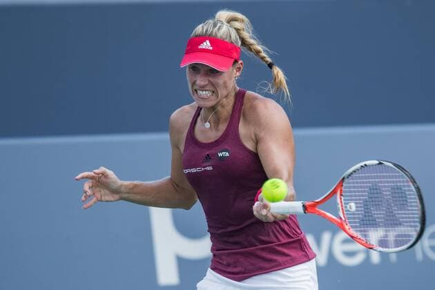 Bilder des Tages SPORT August 18, 2016 - Mason, Ohio, USA - Angelique Kerber (GER) hits a forehand shot during Thursday s quarterfinal round of the Western and Southern Open at the Lindner Family Tennis Center, Mason, Oh. Tennis 2016 - Western And Southern Open - Day 6 - ZUMAs304