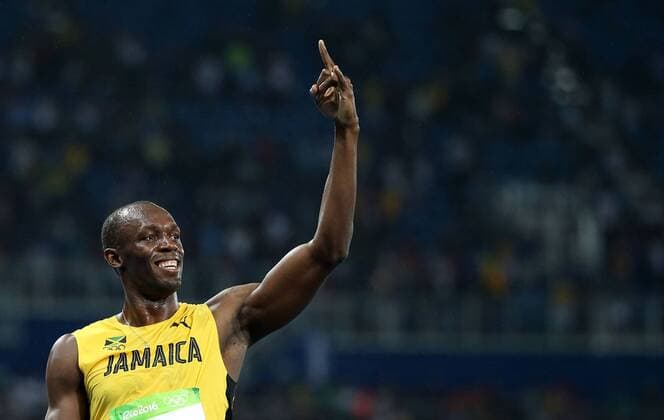 (160818) -- RIO DE JANEIRO, Aug. 18, 2016 -- Jamaica s Usain Bolt celebrates after the men s 200m final of Athletics at the 2016 Rio Olympic Games Olympische Spiele Olympia OS in Rio de Janeiro, Brazil, on Aug. 18, 2016. Usain Bolt won the gold medal. )(xr) (SP)BRAZIL-RIO DE JANEIRO-OLYMPICS-ATHLETICS LixMing 