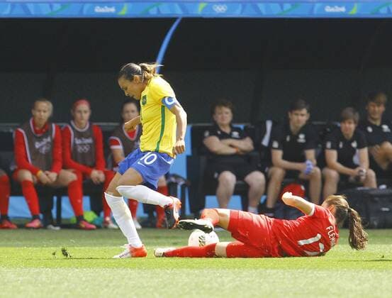 Rio 2016, Fußball Damen Spiel um Platz 3, Brasilien - Kanada Olimp?ada Rio 2016 Futebol SP SÃO PAULO, SP - 19.08.2016: OLIMPÍADA RIO 2016 FUTEBOL SP - Martha player dispute ball during the match between Brazil (BRA) x Canada (CAN), vying for the bronze Olympic Football Female, Rio 2016, held at the Arena Corinthians Olympics, the host city of São Paulo. (Photo: Aloisio Mauricio Fotoarena) x1190153x  AloisioxMauricio