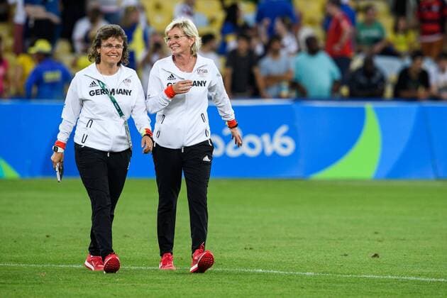 Rio 2016, Fußball, Damen, Deutschland ist Olympiasieger Trainerin Silvia Neid (GER) und Co Trainerin Ulrike Ballweg im Finale bei den olympischen Sommerspiele 2016 am 19.08.2016, Rio de Janeiro Copyright: xSchülerx xEibner-Pressefotox EP_jse