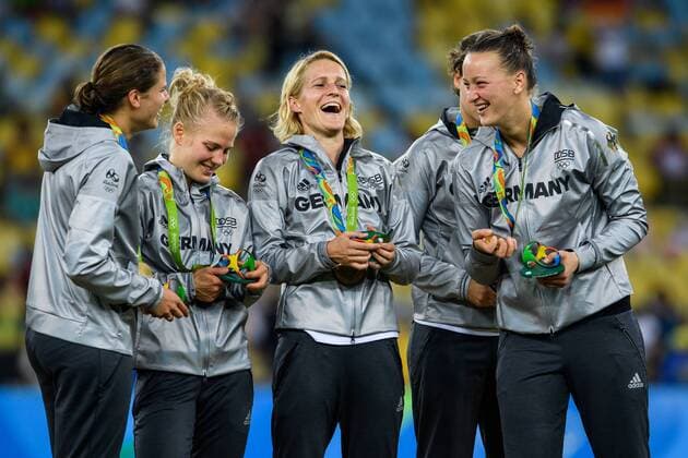 Rio 2016, Fußball, Damen, Deutschland ist Olympiasieger vr: Torfrau Almuth Schult (GER 1), Saskia Bartusiak (GER 3), Leonie Maier (GER 4) und Annike Krahn (GER 5) im Finale bei den olympischen Sommerspiele 2016 am 19.08.2016, Rio de Janeiro Copyright: xSchülerx xEibner-Pressefotox EP_jse