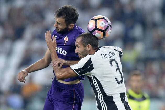 Fußball, Juventus Turin - AC Florenz Db Torino 20 08 2016 - campionato calcio serie A Juventus-Fiorentina foto DanielexBuffa Image Milan Badelj-Giorgio Chiellini 