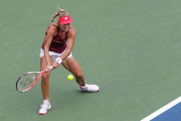 August 20th, 2016: Angelique Kerber (GER) two-handed backhand shot during the semifinals of the Western and Southern Open at at the Lindner Family Tennis Center , Mason, Oh. Cal Media Tennis 2016 - Western And Southern Open - Day 8 - ZUMAc04_