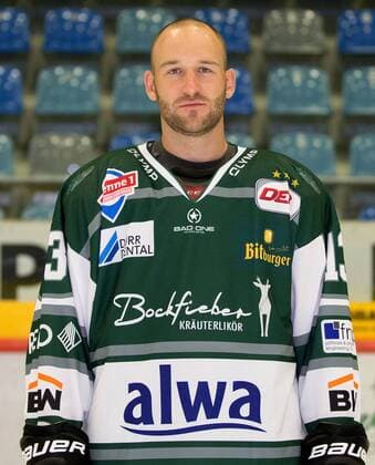 Eishockey, Porträttermin Bietigheim Steelers Bietigheim, Eishockey Bietigheim Steelers Fototermin: Marcus Sommerfeld ( Steelers)