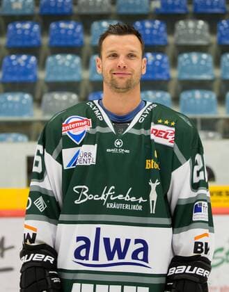 Eishockey, Porträttermin Bietigheim Steelers Bietigheim, Eishockey Bietigheim Steelers Fototermin: Bastian Steingroß (Steelers)