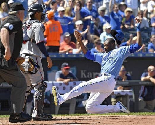 August 21, 2016 - Kansas City, MO, USA - Kansas City Royals Lorenzo Cain scores in front of Minnesota Twins catcher Kurt Suzuki on a double by Lorenzo Cain in the sixth inning on Sunday, Aug. 21, 2016 at Kauffman Stadium in Kansas City, Mo. Minnesota Twins vs. Kansas City Royals - ZUMAm67_