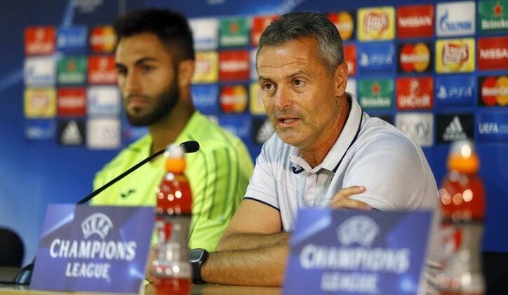 Fußball, CL Quali, FC Villarreal - Training und PK - Fran Escriba, Victor Ruiz. FC Villarreal training session in Monaco. In this picture, Fran Escriba and Victor Ruiz at press confernece. xAngelxRiverox 
