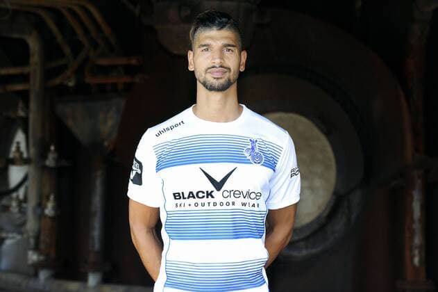 Fußball, 3 Liga, MSV Duisburg Portraettermin Porträt: Fußball, GER, 3.Liga, Porträttermin 2016 2017, MSV Duisburg, Enis Hajri (MSV). Einzelbild, Portrait, Porträt.
