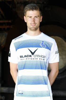 Fußball, 3 Liga, MSV Duisburg Portraettermin Porträt: Fußball, GER, 3.Liga, Porträttermin 2016 2017, MSV Duisburg, Dustin Bomheuer (MSV). Einzelbild, Portrait, Porträt.