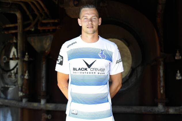 Fußball, 3 Liga, MSV Duisburg Portraettermin Porträt: Fußball, GER, 3.Liga, Porträttermin 2016 2017, MSV Duisburg, Stanislav Iljutcenko (MSV). Einzelbild, Portrait, Porträt.