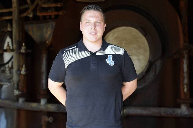 Fußball, 3 Liga, MSV Duisburg Portraettermin Porträt: Fußball, GER, 3.Liga, Porträttermin 2016 2017, MSV Duisburg, Zeugwart Sascha Jordan (MSV). Einzelbild, Portrait, Porträt.