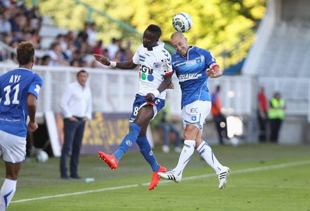 (Auxerre) Lionel Mathis (Strasbourg) Mayoro Ndoye FOOTBALL : Auxerre vs Strasbourg - 2e tour Coupe Ligue - 23 08 2016 StephanieGrossetete Panoramic 
