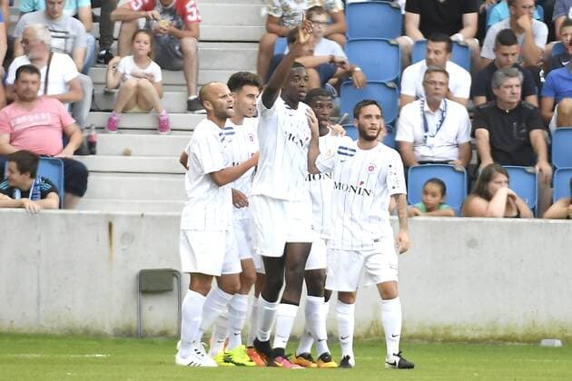 09 Jean Philippe MATETA (cha) - 20 Alexandre RAINEAU (cha) - 23 Maxime BLANC (cha) - JOIE FOOTBALL : Le Havre vs Chateauroux - Coupe de la Ligue - 23 08 2016 FEP Panoramic 