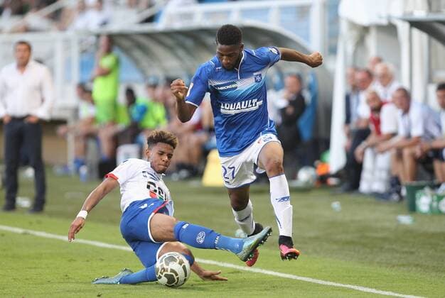 (Auxerre) Abdoulaye Sissako (Strasbourg) Ihsan Sako FOOTBALL : Auxerre vs Strasbourg - 2e tour Coupe Ligue - 23 08 2016 StephanieGrossetete Panoramic 