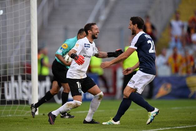 Thomas Aupic (pfc) - Jean Baptiste Pierazzi (pfc) FOOTBALL : Lens vs Paris FC - Coupe de la Ligue - 2nd tour - 23 08 2016 AnthonyBIBARD FEP Panoramic 