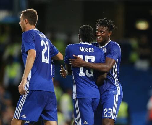 Bilder des Tages - SPORT Chelsea s Michy Batshuayi celebrates scoring his sides opening goal during during the EFL Cup match at the Stamford Bridge Stadium, London. Picture date August 23rd, 2016 Pic David Klein Sportimage EDITORIAL USE ONLY. No use with unauthorised audio, video, data, fixture lists, club league logos or live services. Online in-match use limited to 120 images, no video emulation. No use in betting, games or single club league player publications.