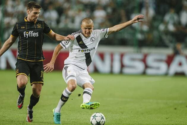 23.08.2016 WARSZAWA, UEFA CHAMPIONS LEAGUE - 4TH QUALIFICATION ROUND, LEGIA WARSZAWA - DUNDALK FC PATRICK MCELENEY, ADAM HLOUSEK FOTO RADOSLAWxJOZWIAK CYFRASPORT NEWSPIX.PL --- Newspix.pl  20160823-CSRJ10424