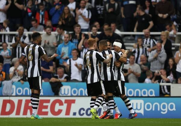 . 23 08 2016. Newcastle, United Kingdom. Newcastle United v Cheltenham Town. St James Park. Newcastle United™s Ayoze Perez celebrates after scoring the opening goal of the match.  xChrisxBoothx xixImagesx IIM-13332-0012
