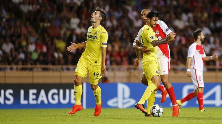 Manu Trigueros y Samu Castillejo. Second leg of the Champions League preliminary round between Monaco and Villarreal. In this picture, Manu Trigueros and Samu Castillejo. xANGELxRIVEROx 