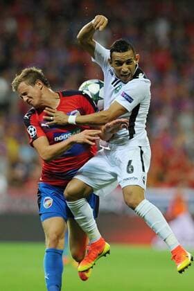Jan Kopic of Viktoria Pilsen, left, and Natanael of Ludogorets Razgrad in action during the 4th qualifying round of football Champions League return match FC Viktoria Pilsen vs PFC Ludogorets Razgrad in Pilsen, Czech Republic, August 23, 2016. (CTKxPhoto PavelxNemecek) CTKPhotoP201608240193601  nmc23