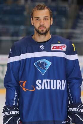 DEL, ERC Ingolstadt - Porträttermin DEL - Eishockey - ERC Ingolstadt - Saison 2016 2017 - Portraits Foto - Training - Thomas Oppenheimer (ERC 8) DEL - ERC Ingolstadt - Saison 2015 2016 Portraits Foto - Training
