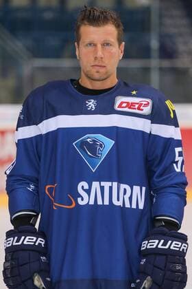 DEL, ERC Ingolstadt - Porträttermin DEL - Eishockey - ERC Ingolstadt - Saison 2016 2017 - Portraits Foto - Training - Patrick Köppchen (ERC 55) DEL - ERC Ingolstadt - Saison 2015 2016 Portraits Foto - Training